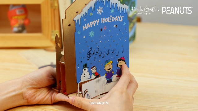 Amazon.com: Hands Craft Peanuts Christmas Book Nook Kit. Touch